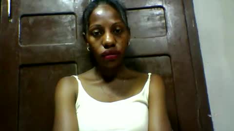 Snapshot of edwige770943 chatting on May 10, 2026, 4:17 am edwige770943 online show from May 10, 2026, 4:17 am