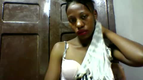 Snapshot of edwige770943 chatting on May 12, 2026, 4:31 am edwige770943 online show from May 12, 2026, 4:31 am
