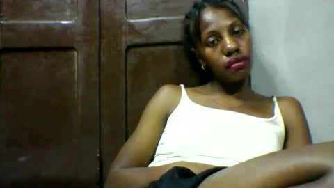 Snapshot of edwige770943 chatting on May 14, 2026, 5:53 pm edwige770943 online show from May 14, 2026, 5:53 pm