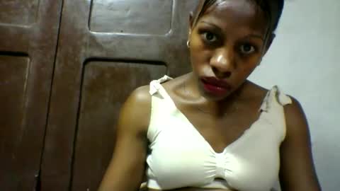 Snapshot of edwige770943 chatting on May 15, 2026, 6:04 pm edwige770943 online show from May 15, 2026, 6:04 pm