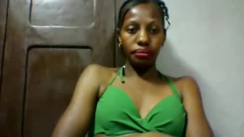 Snapshot of edwige770943 chatting on May 16, 2026, 6:21 am edwige770943 online show from May 16, 2026, 6:21 am