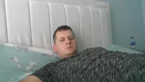 Snapshot of edy324126 chatting on March 3, 2026, 11:38 am edy324126 online show from March 3, 2026, 11:38 am