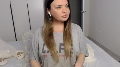 eelena4kiss online show from February 16, 2025, 2:54 pm