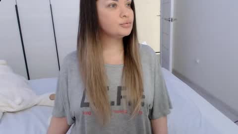 eelena4kiss online show from February 23, 2025, 9:44 am