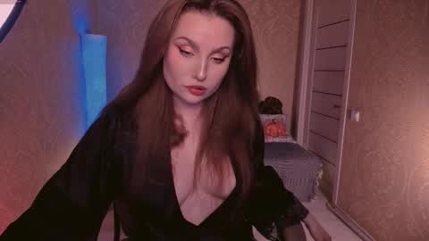 eesmaaarr online show from November 6, 2025, 10:54 pm