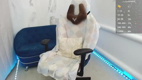 Daniel and Alex online show from February 11, 2025, 6:19 am