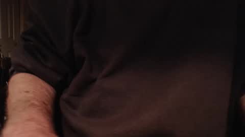 Snapshot of eeyoreeeyore chatting on October 30, 2025, 10:21 pm eeyoreeeyore online show from October 30, 2025, 10:21 pm