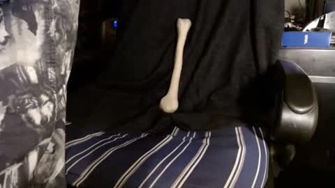 Snapshot of eeyoreeeyore chatting on November 10, 2025, 10:31 pm eeyoreeeyore online show from November 10, 2025, 10:31 pm