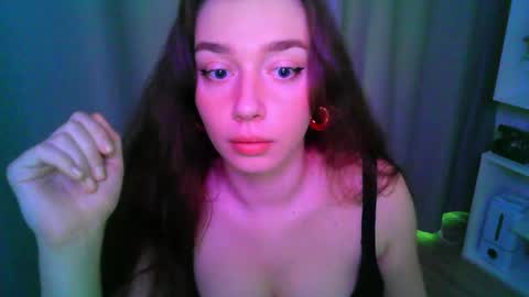Snapshot of effie_balconii chatting on October 11, 2025, 7:18 am effie_balconii online show from October 11, 2025, 7:18 am