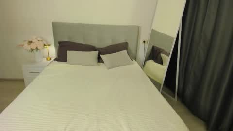 Snapshot of effiemur chatting on December 1, 2025, 10:31 am Effie Mur online show from December 1, 2025, 10:31 am