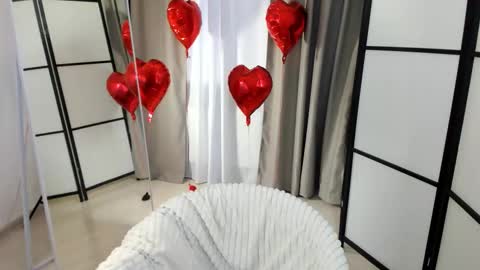 Snapshot of effiemur chatting on February 12, 2026, 10:54 am Effie Mur online show from February 12, 2026, 10:54 am