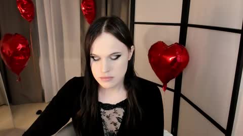 Snapshot of effiemur chatting on February 14, 2026, 11:01 pm Effie Mur online show from February 14, 2026, 11:01 pm