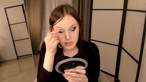 Snapshot of effiemur chatting on February 21, 2026, 9:05 pm Effie Mur online show from February 21, 2026, 9:05 pm