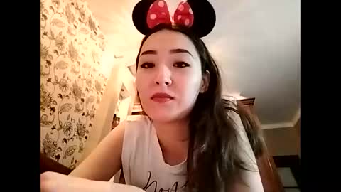 Effy online show from October 29, 2025, 1:35 pm