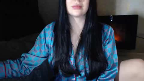 Effy online show from March 23, 2026, 8:02 pm