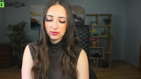 Effy Royse online show from May 26, 2026, 5:36 am