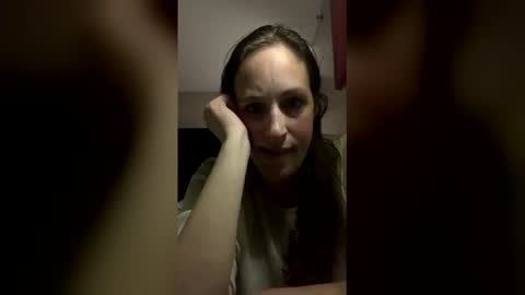 Snapshot of egenovese18 chatting on February 21, 2026, 3:40 am egenovese18 online show from February 21, 2026, 3:40 am