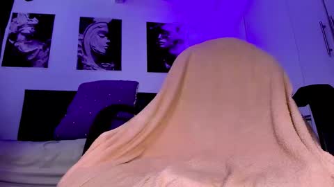 eiden_allenx1 online show from November 29, 2025, 4:10 pm