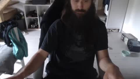 eighthundredeightyeight online show from April 14, 2026, 10:10 am