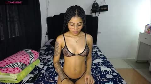 Snapshot of eileen__stone chatting on April 17, 2026, 6:22 pm eileen__stone online show from April 17, 2026, 6:22 pm