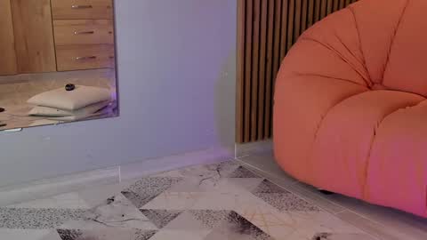 Eilin online show from January 29, 2025, 12:24 pm