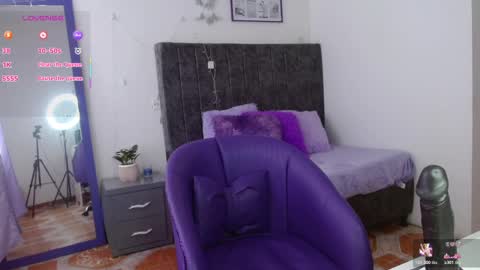 eimy01 online show from March 19, 2026, 1:04 pm