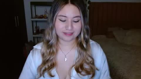 EIMY   MODEL INDEPENDENT online show from March 14, 2026, 4:40 am