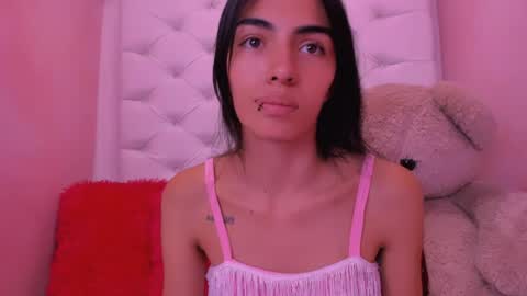 eimy online show from April 16, 2026, 1:34 pm