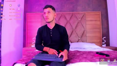 YG COUPLE online show from January 12, 2026, 7:52 pm