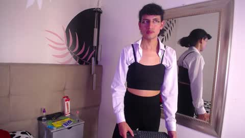 Eimyflorian online show from January 9, 2025, 5:54 pm