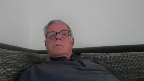 eisbaer1957 online show from December 8, 2024, 8:30 am