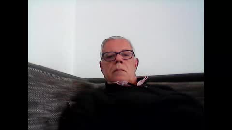 eisbaer1957 online show from April 5, 2026, 12:57 pm