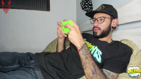 Snapshot of eithan_rune chatting on January 18, 2026, 12:47 am eithan_rune online show from January 18, 2026, 12:47 am