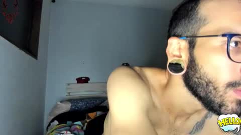 Snapshot of eithan_rune chatting on February 25, 2026, 2:32 am eithan_rune online show from February 25, 2026, 2:32 am