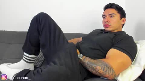 EITHAN CONOR online show from January 18, 2026, 3:21 am