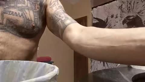 ThongLover6869 online show from March 6, 2026, 6:10 am