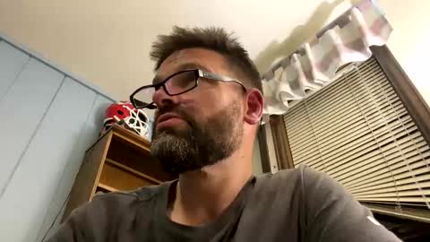 PiedPiper online show from October 27, 2025, 4:38 am