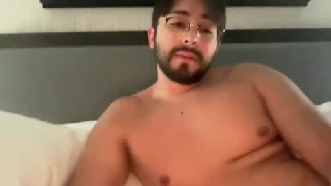 Snapshot of el_bonbon_rico chatting on May 18, 2026, 3:02 am el bonbon rico online show from May 18, 2026, 3:02 am
