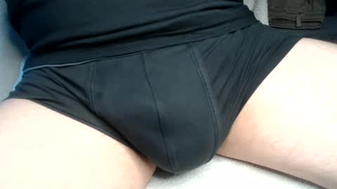 Snapshot of el_gato_lusty chatting on December 13, 2024, 9:02 am el gato lusty online show from December 13, 2024, 9:02 am