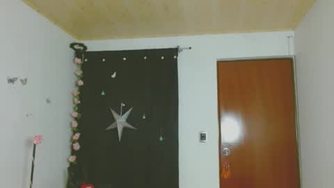 Snapshot of ela_3611 chatting on February 24, 2026, 4:54 am ela_3611 online show from February 24, 2026, 4:54 am