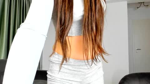 Snapshot of elaanna chatting on January 14, 2026, 6:52 am Ela online show from January 14, 2026, 6:52 am