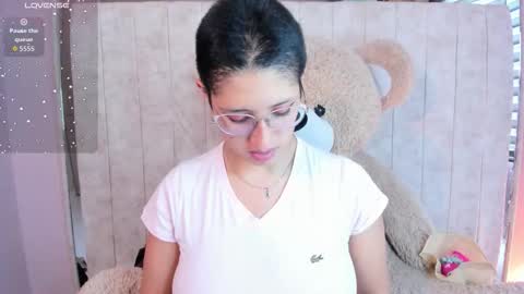 Snapshot of elaine87_ chatting on October 5, 2025, 7:01 pm elaine87_ online show from October 5, 2025, 7:01 pm