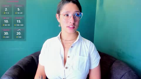 Snapshot of elaine87_ chatting on October 15, 2025, 5:35 pm elaine87_ online show from October 15, 2025, 5:35 pm