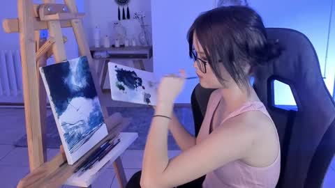 Snapshot of elainebeness chatting on December 7, 2024, 7:54 pm Your sweet girl online show from December 7, 2024, 7:54 pm