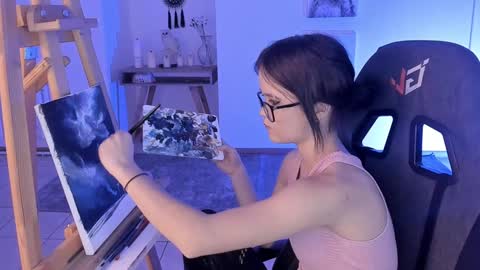 Snapshot of elainebeness chatting on December 7, 2024, 11:12 pm Your sweet girl online show from December 7, 2024, 11:12 pm