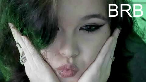 Snapshot of elainebeness chatting on December 19, 2024, 8:44 pm Your sweet girl online show from December 19, 2024, 8:44 pm