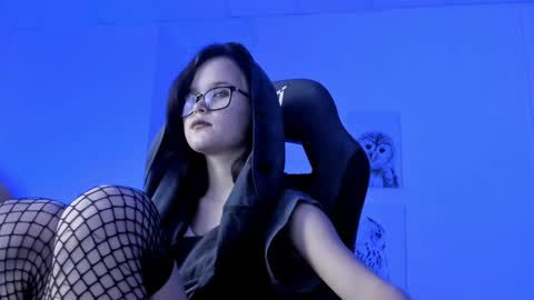 Snapshot of elainebeness chatting on December 25, 2024, 2:14 am Your sweet girl online show from December 25, 2024, 2:14 am