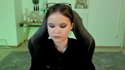 Snapshot of elainebeness chatting on January 15, 2025, 7:23 pm Your sweet girl online show from January 15, 2025, 7:23 pm