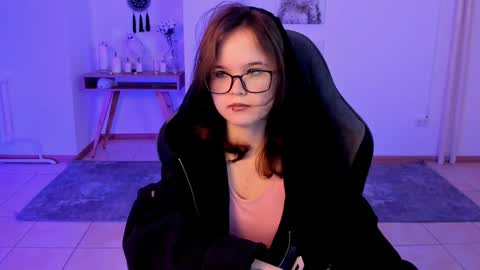 Snapshot of elainebeness chatting on February 1, 2025, 10:23 pm Your sweet girl online show from February 1, 2025, 10:23 pm