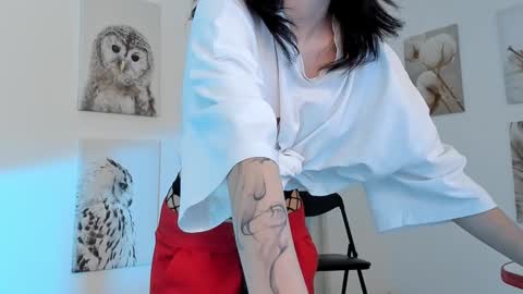 Snapshot of elainebeness chatting on February 8, 2025, 1:54 am Your sweet girl online show from February 8, 2025, 1:54 am